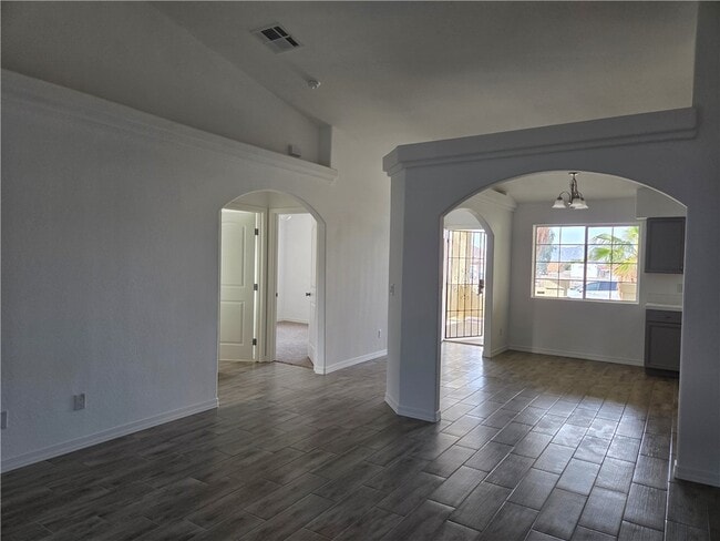 Building Photo - 5386 Tierra Linda Dr