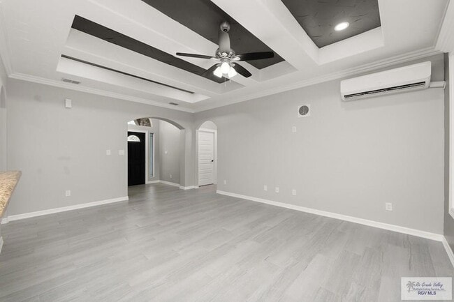 Building Photo - 9450 Cajun Blvd