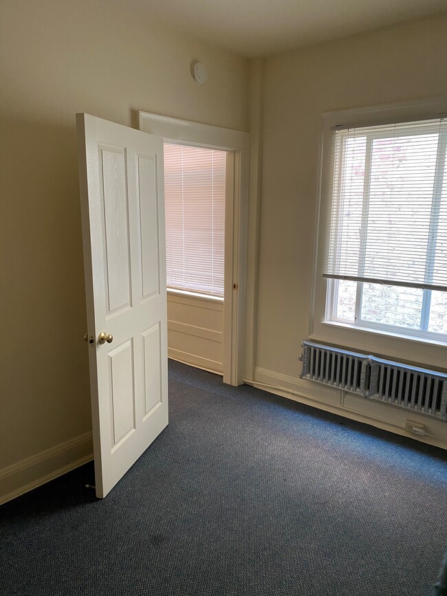 Building Photo - El Cortez Apartments