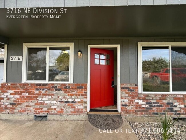 Foto del edificio - 3716 NE Division St