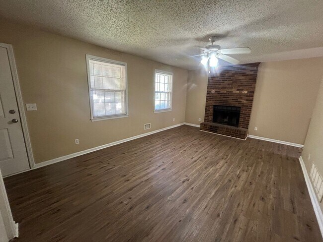 Foto del edificio - 1961 Haviland Cir