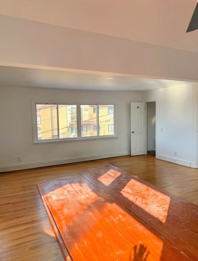 Building Photo - 1609 74th St
