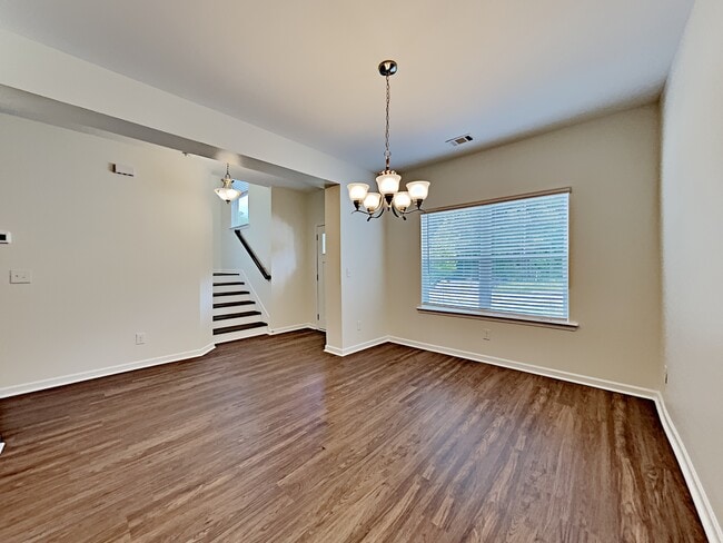 Foto del edificio - 43 Jackson Brook Loop