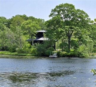Building Photo - 17 Jamaica Way
