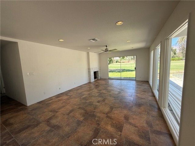 Building Photo - 170 N Palm Canyon Dr