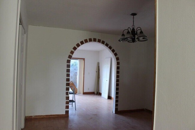 Foto del edificio - 921 SW 20th Ct