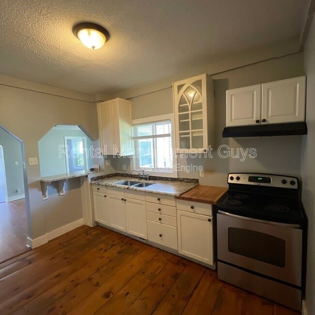 Foto del edificio - 2527 Washington St NE