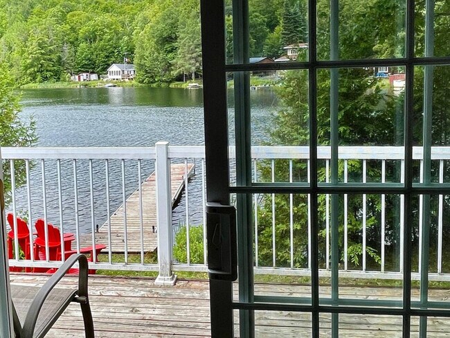 Building Photo - 68 Chem. du Lac Achigan