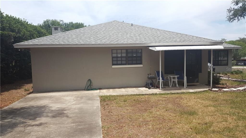 600 WOOD, REAR APARTMENT Ave, Frostproof, FL 33843 Room for Rent in