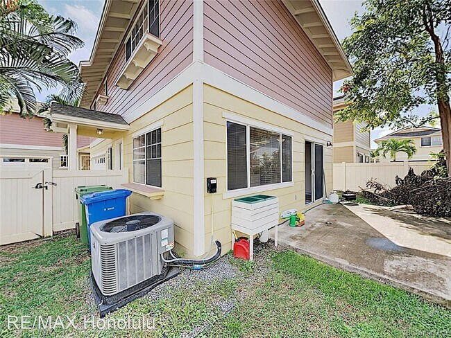 Building Photo - 3 br, 2.5 bath House - 91-546 Makalea St #...