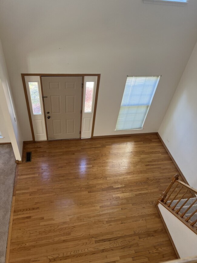 Foto del edificio - 2492 Bayhill Ct