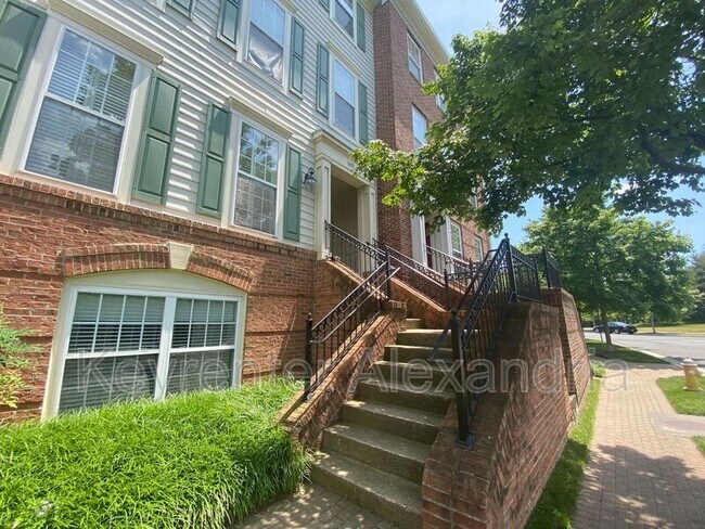 Foto del edificio - 1603 A Potomac Greens Dr