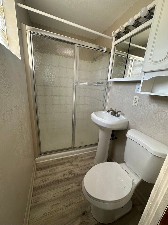 Foto del edificio - 4511 Tioga St NW