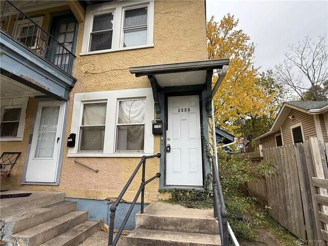 Foto del edificio - 1133 Linda Vista Ave