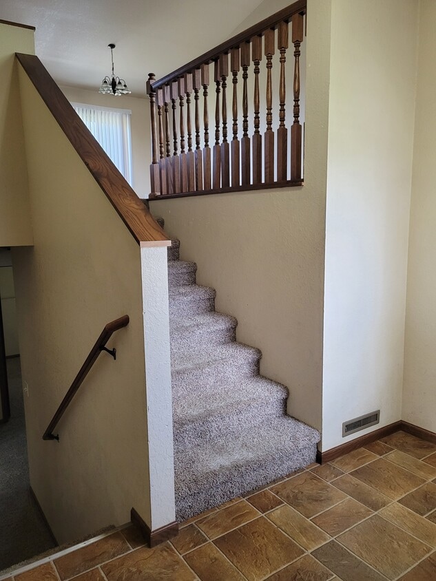 Primary Photo - 2224 Bluegill Ave