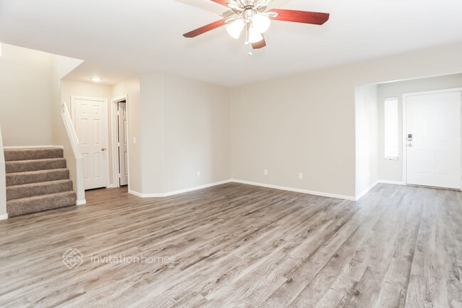 Building Photo - 10216 Asti Pl