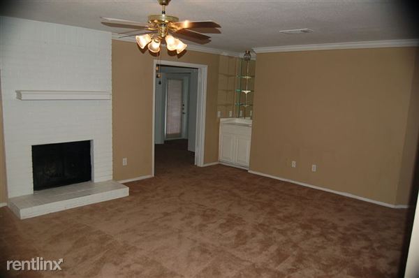 Building Photo - 2210 Westview Blvd