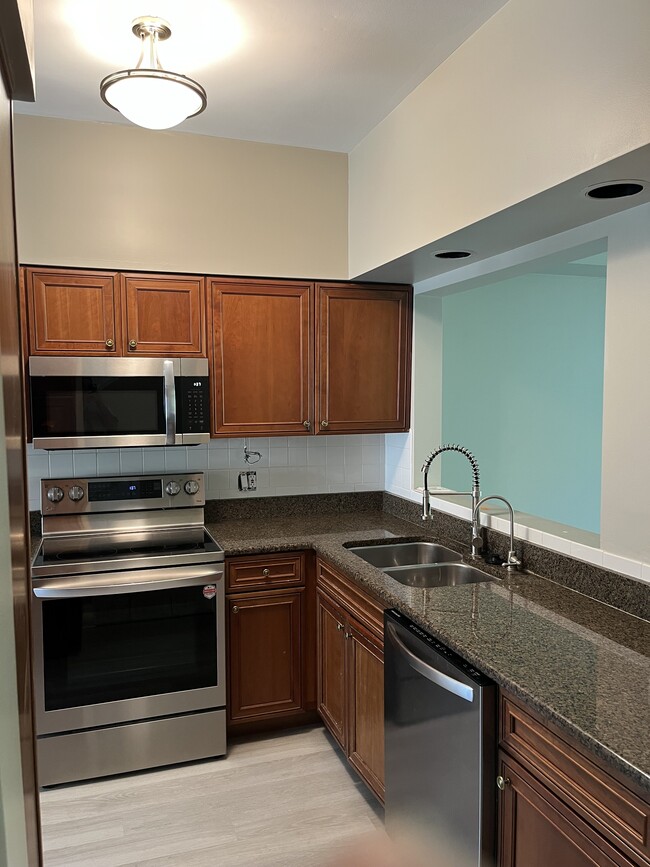 Foto del edificio - 378 White Oak Ln