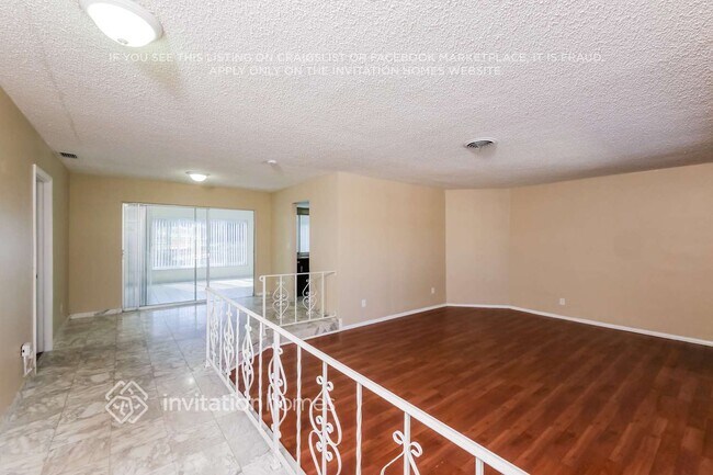 Foto del edificio - 4916 NW 39th St