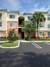 Building Photo - 9857 Baywinds Blvd