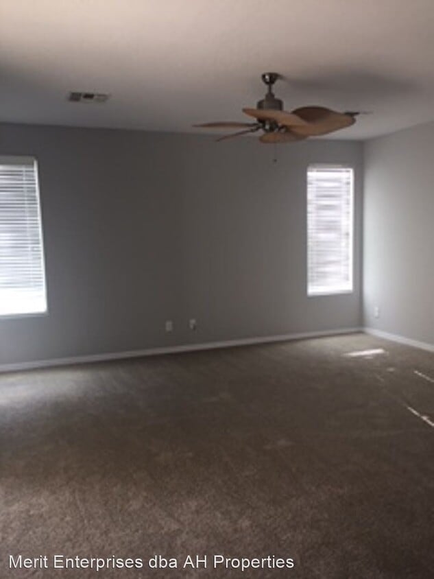 Building Photo - 4 br, 3 bath House - 4267 S FIRESIDE TR