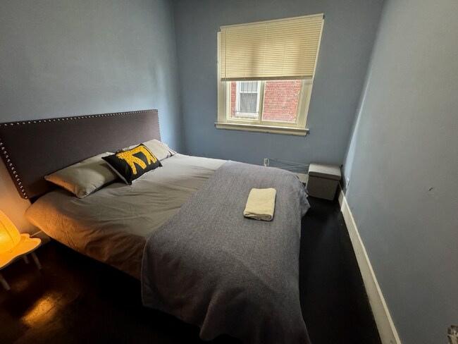 Foto del edificio - 17150 Santa Rosa Dr