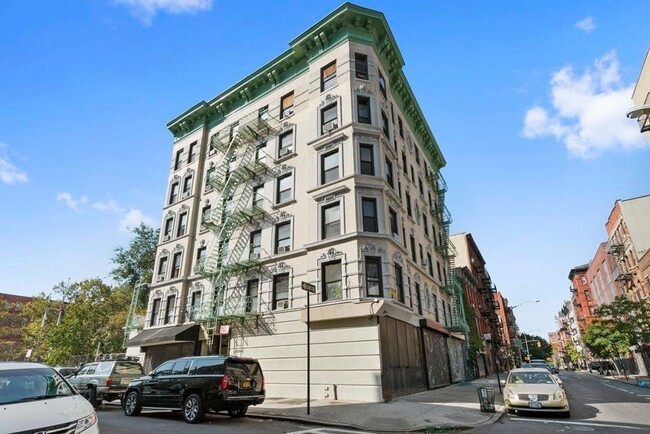Building Photo - 141 Attorney St