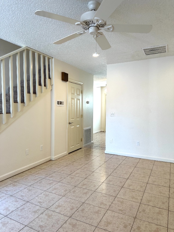 Building Photo - 1370 Oakland Ave