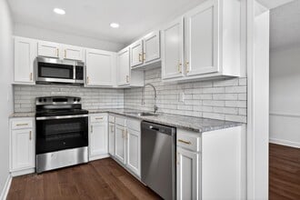 Building Photo - 3325 Kramers Ln