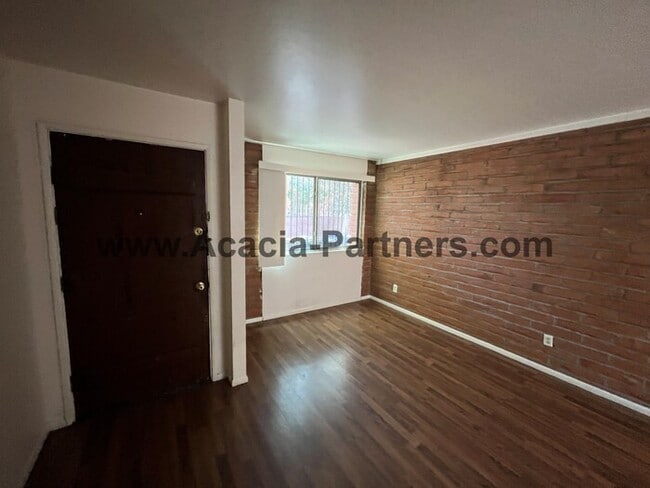 Photo - 2BD 2BA Duplex in Sam Hughes House