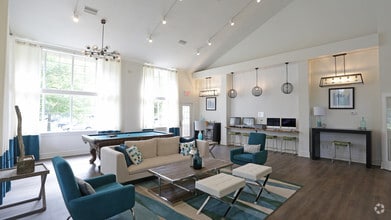 Interior Photo - Aventura Oak Mountain