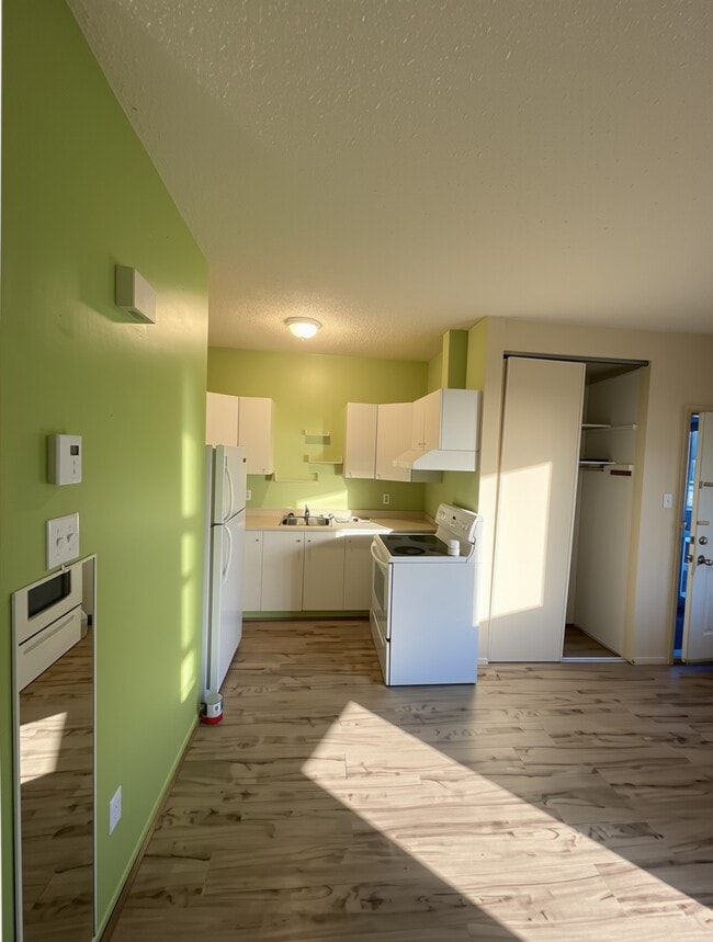 Building Photo - 1 Bedroom Apartment in Hull - Prime location
