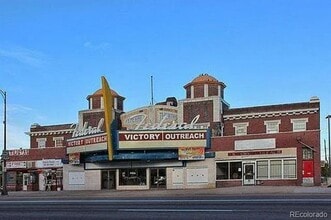 Building Photo - 2970 W Denver Pl