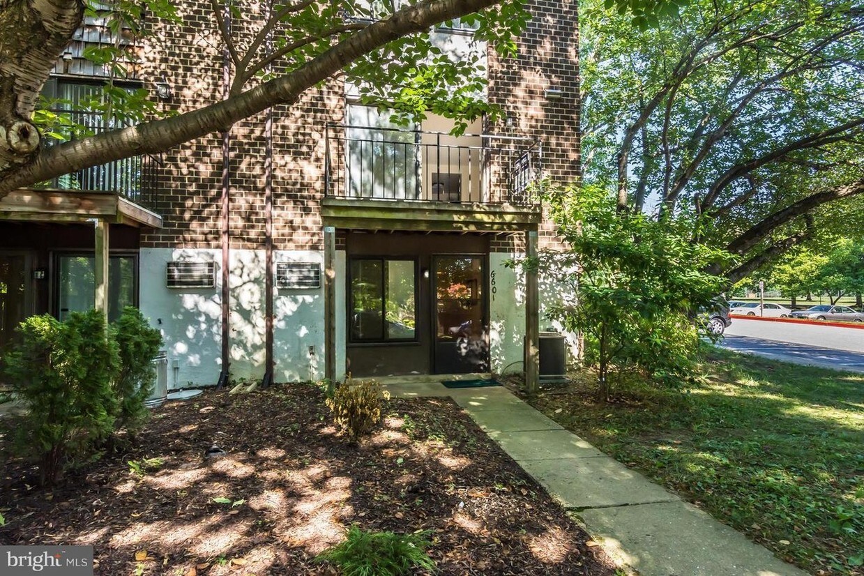 6601 Overheart Ln, Columbia, MD 21045 Rentals in Columbia at 6601