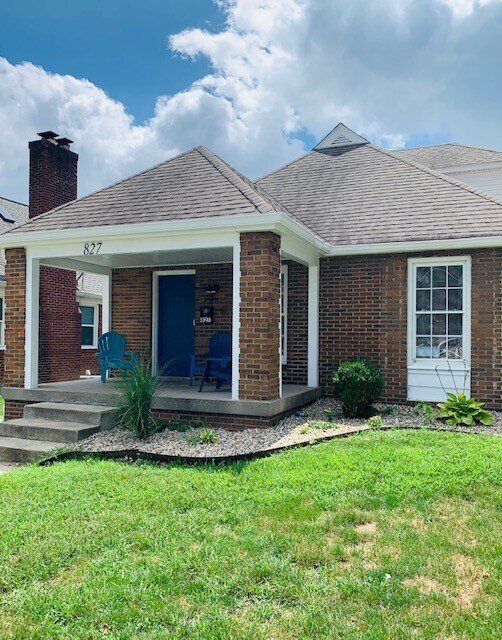 Foto principal - 827 W 44th St