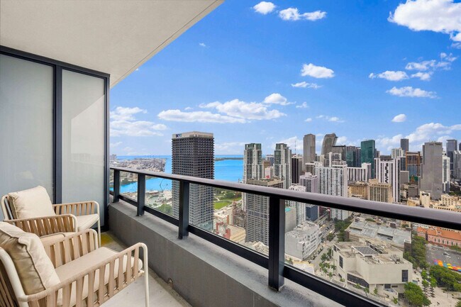 Foto del edificio - 159 NE 6th St