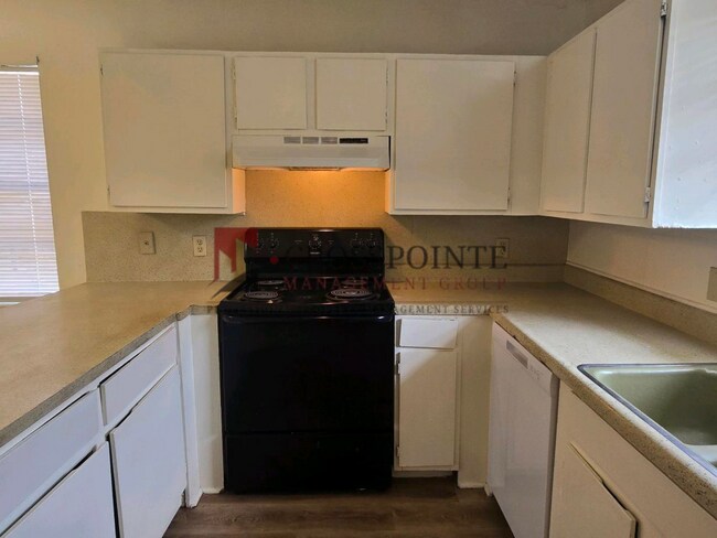 Foto del edificio - Coming Soon! Cozy 3 Bedroom Unit!