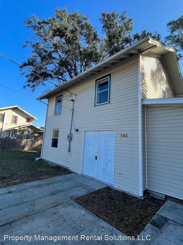 Primary Photo - 3 br, 2 bath House - 740 Glencruiten Ave