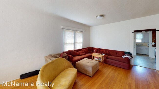 Building Photo - 4 br, 1 bath House - 1354 Peach Street