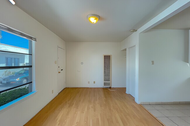 Foto del edificio - Centinela Apartments