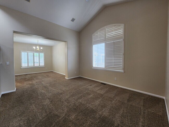 Foto del edificio - Great Saddle Rock Heights Home! 5 Bedroom ...