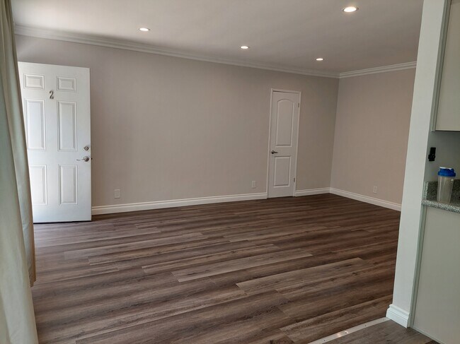 Foto del edificio - 3340 Bagley Ave