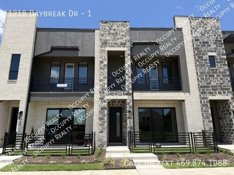 Primary Photo - 1218 Daybreak Dr