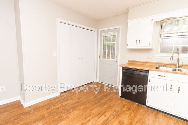 Building Photo - 16 Indigo Ln