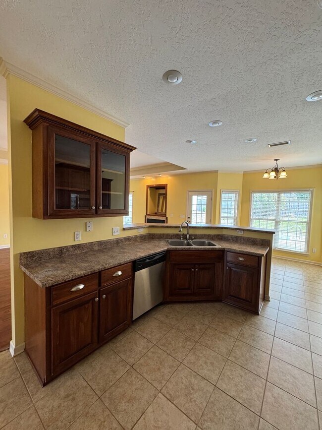 Foto del edificio - Valley Chase Subdivision!