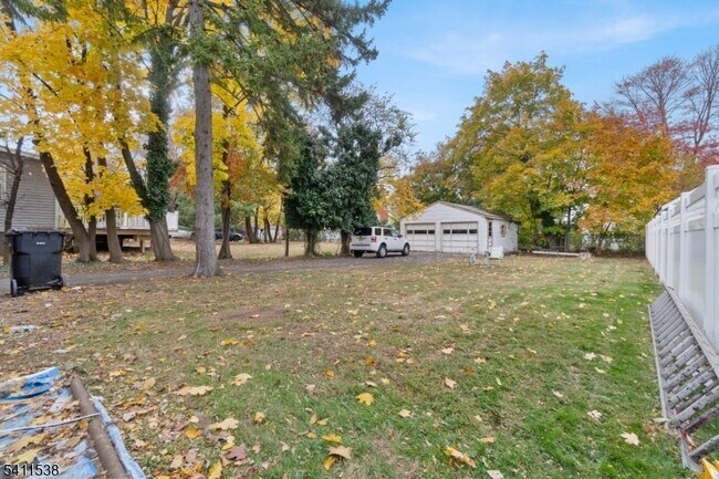 Foto del edificio - 427 Benner St