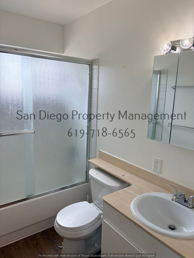 Building Photo - Charming 3-Bed with New LVP Flooring & Scenic Backyard Views