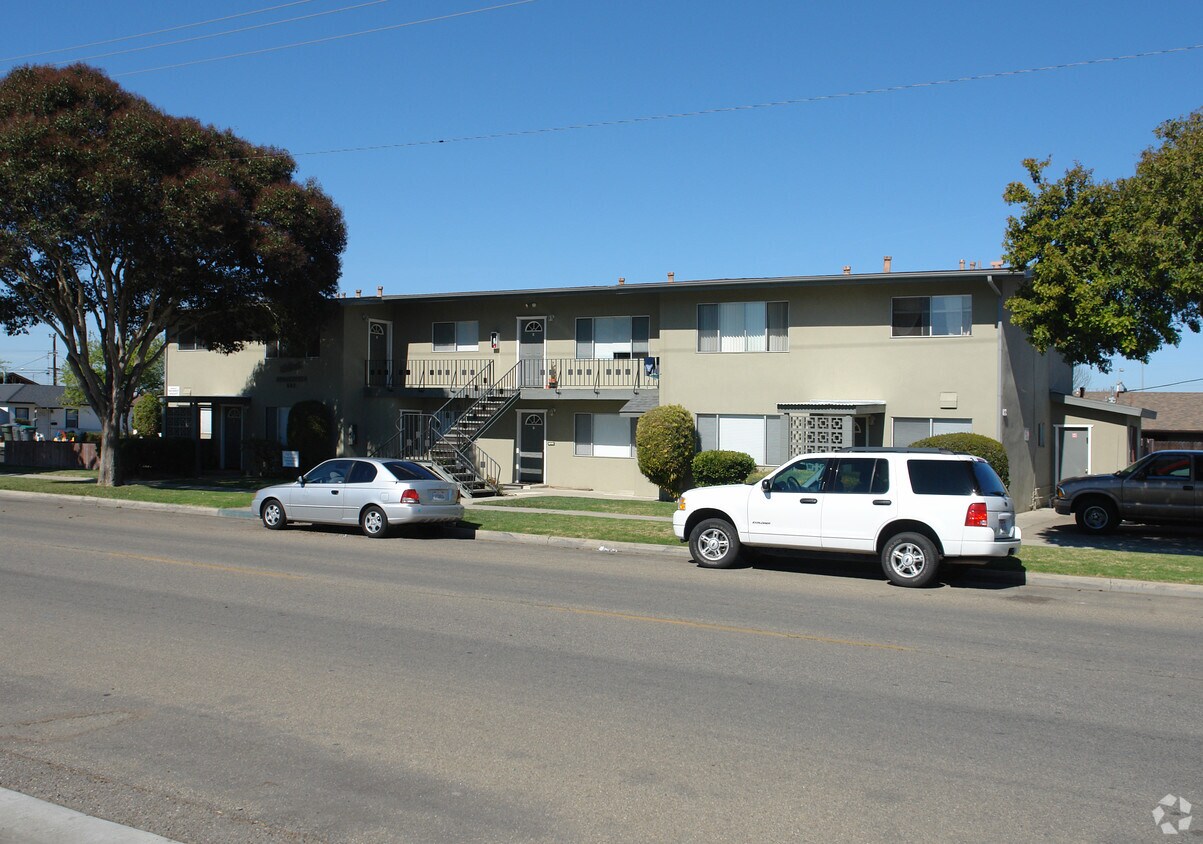 Building Photo - 603 E Walnut Ave