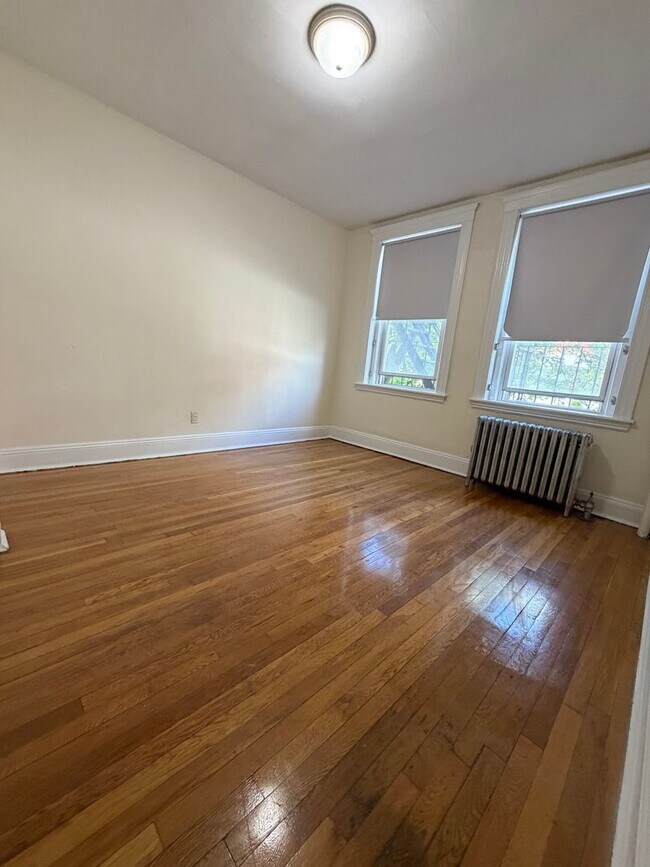 Foto del edificio - 1bed apartment in Brighton available now