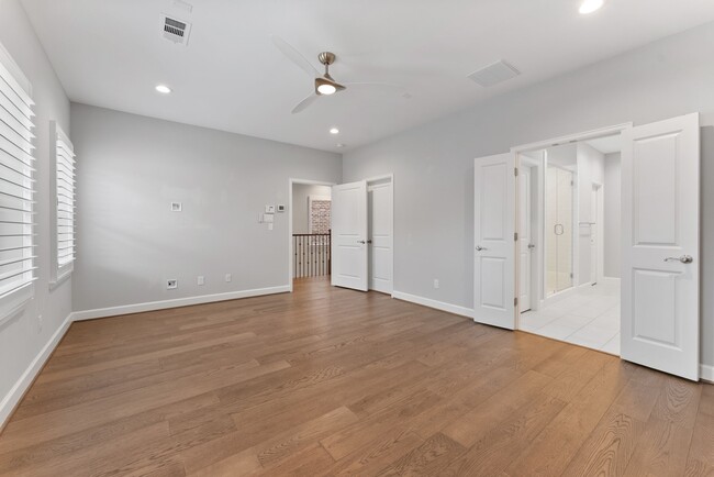 Foto del edificio - 114 Magnolia Grn St